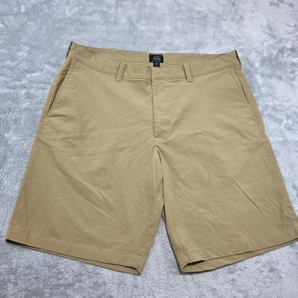 J.Crew Men 34 Khaki Tech Shorts Stretch 9" Inseam Re-Imagined Casual Golf - Picture 1 of 10